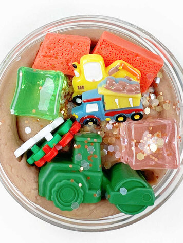 Invitation to imagine Construction surprise pot
