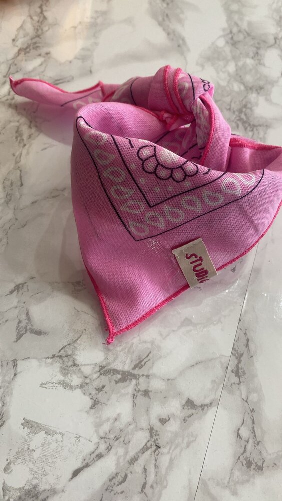 Studio Nilala Scarf bandana pink Studio Nilala Scarf bandana pink