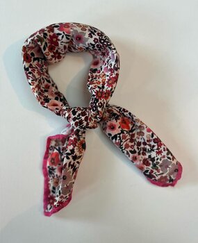 Studio Nilala Scarf orange flower Studio Nilala Scarf orange flower