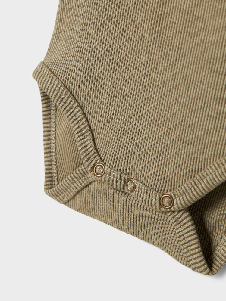 Lil Atelier 13238810 NBMBARBAR LS SLIM BODY LIL Moss Gray