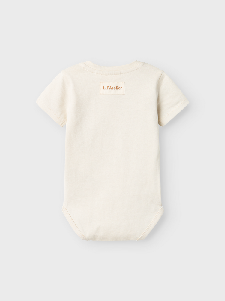 Lil Atelier 13240843 NBMDOLAN SS BODY LIL Turtledove