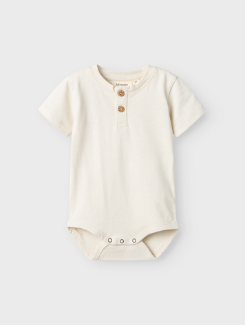 Lil Atelier 13240843 NBMDOLAN SS BODY LIL Turtledove