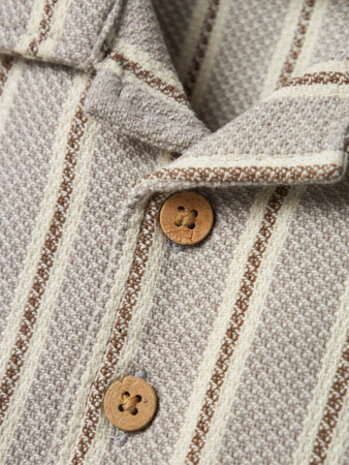 Lil Atelier 13241119 NBMFREDE SS LOOSE SHIRT LIL Mourning Dove Lil Atelier 13241119 NBMFREDE SS LOOSE SHIRT LIL Mourning Dove