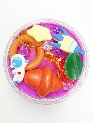 Invitation to imagine Magic Sand Space surprise pot