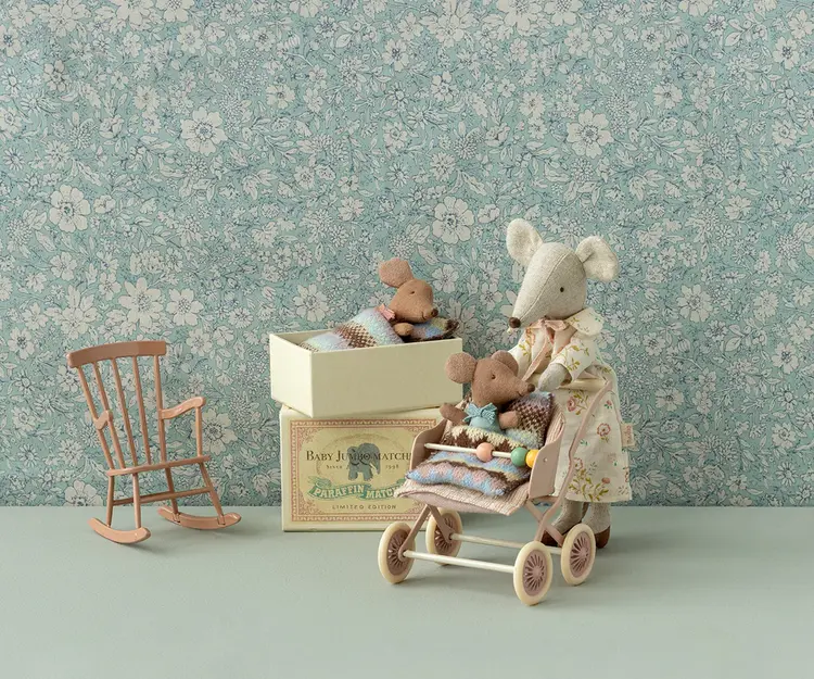 Maileg Baby mouse, sleepy/wakey in matchbox ­ boy