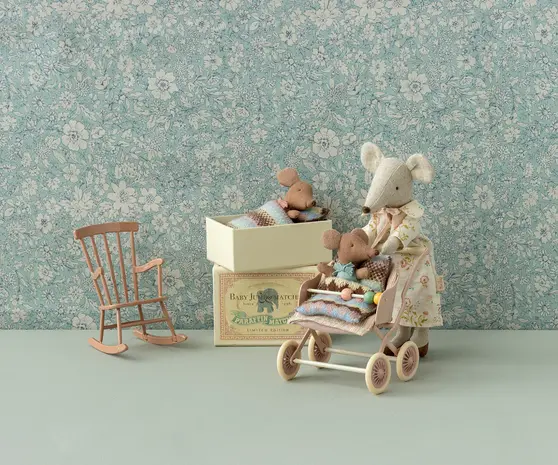 Maileg Baby mouse, sleepy/wakey in matchbox  girl Maileg Baby mouse, sleepy/wakey in matchbox  girl