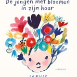 De jongen met bloemen in zijn haar 4+