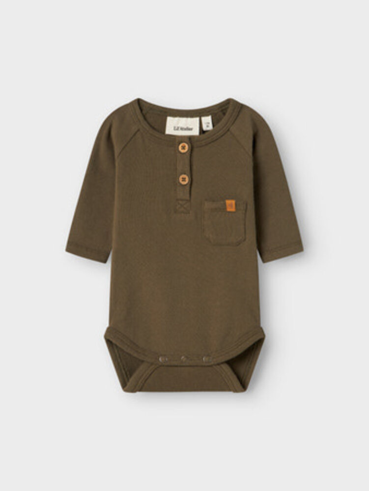 Lil Atelier 13245701 NBMLUNO LS SLIM BODY LIL Sea Turtle Lil Atelier 13245701 NBMLUNO LS SLIM BODY LIL Sea Turtle