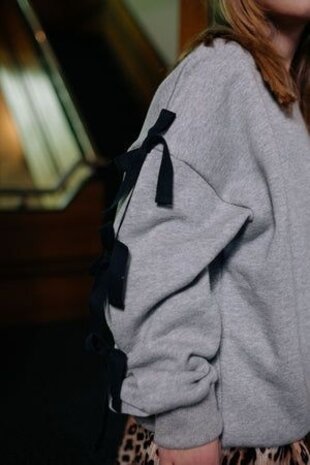 Call me Frankie CMF BOW TIE SWEATER Call me Frankie CMF BOW TIE SWEATER