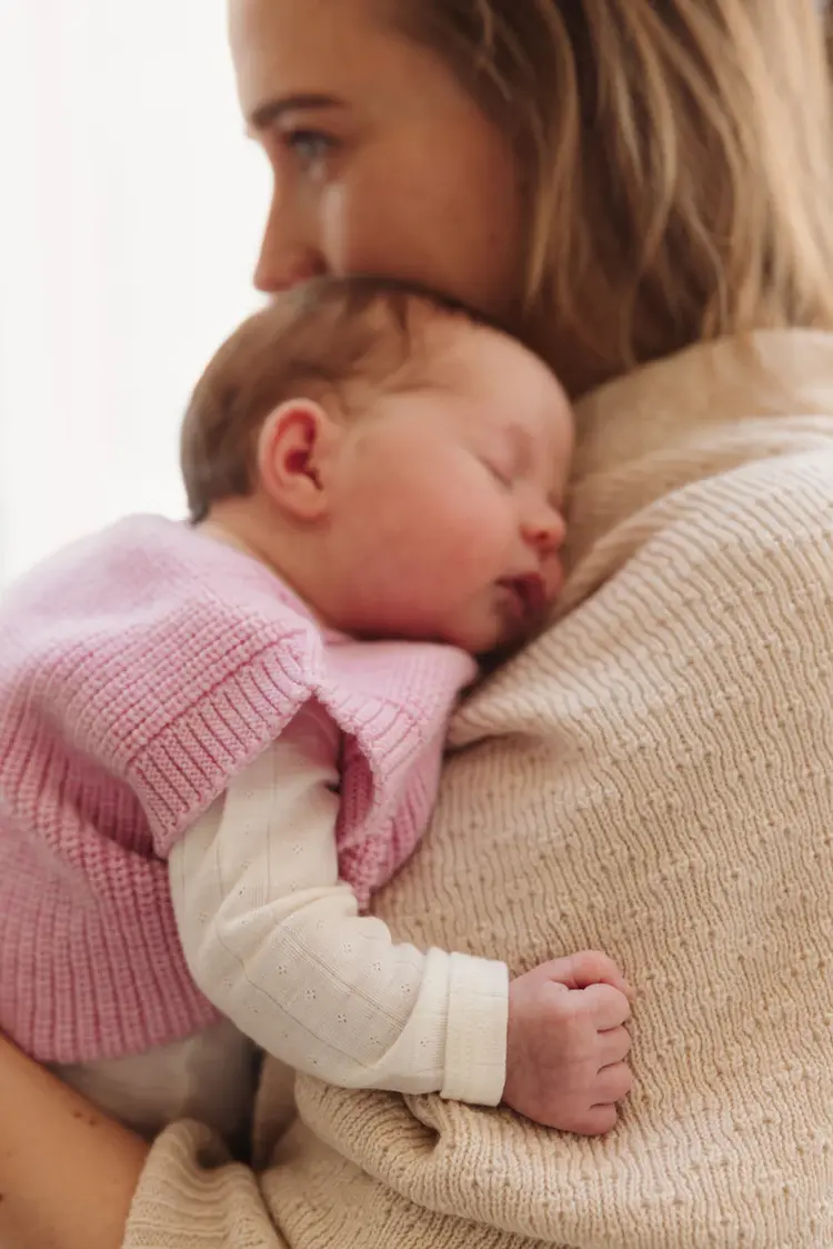 Hvid Harvey babyvest Cotton Candy merinowol