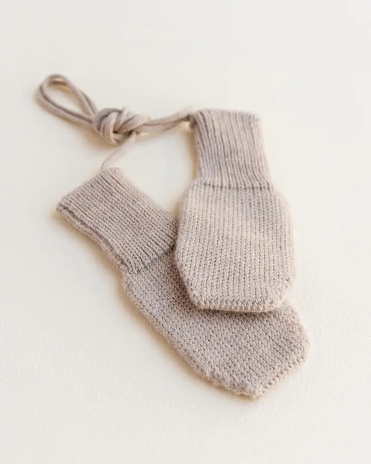 Hvid Mittens Fiza - Sand