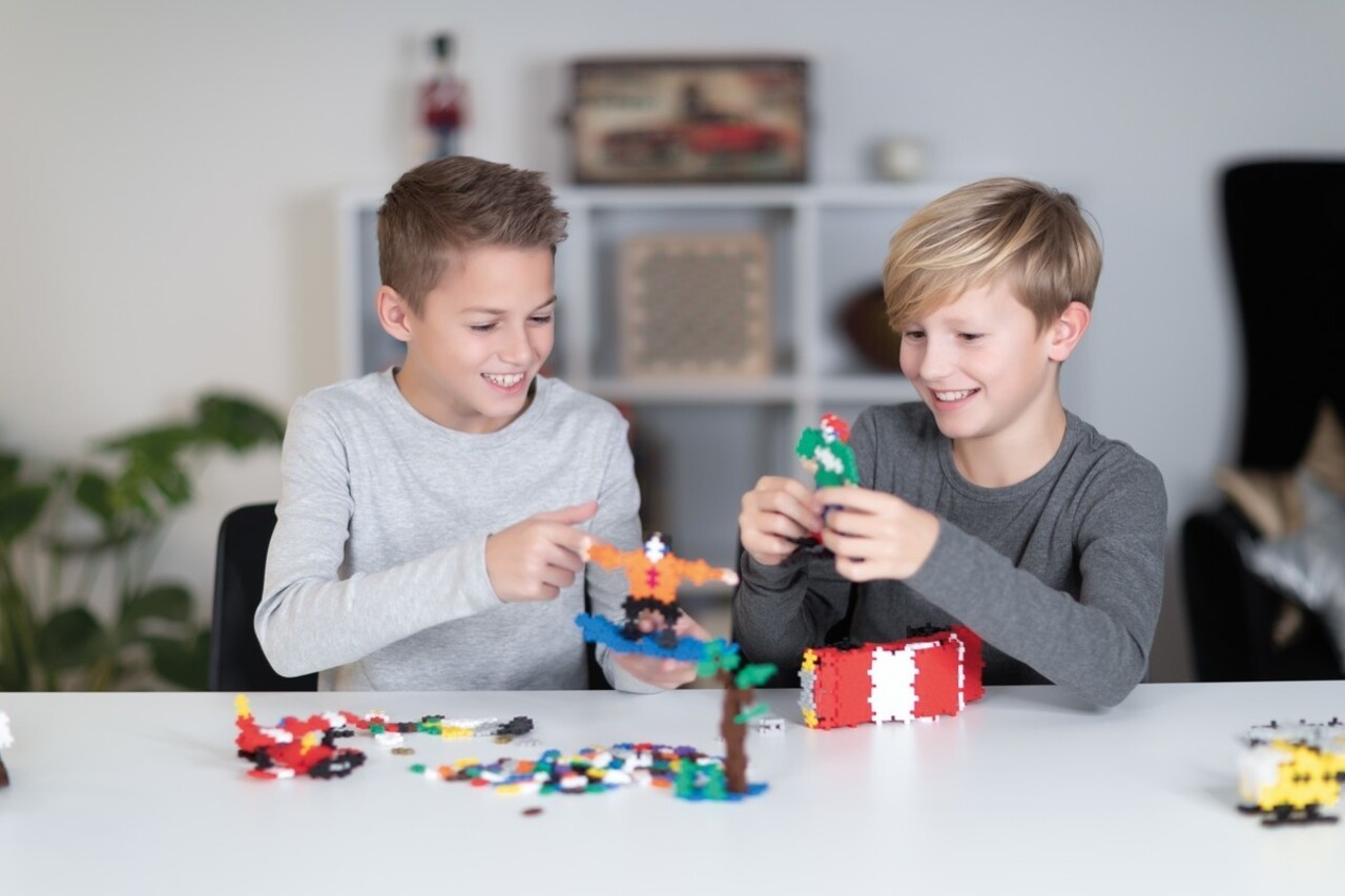 Plus Plus Tube Basic 240ST Plus Plus Tube Basic 240ST