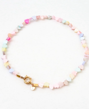Love Issue Ketting seashelly hearts pastel Love Issue Ketting seashelly hearts pastel