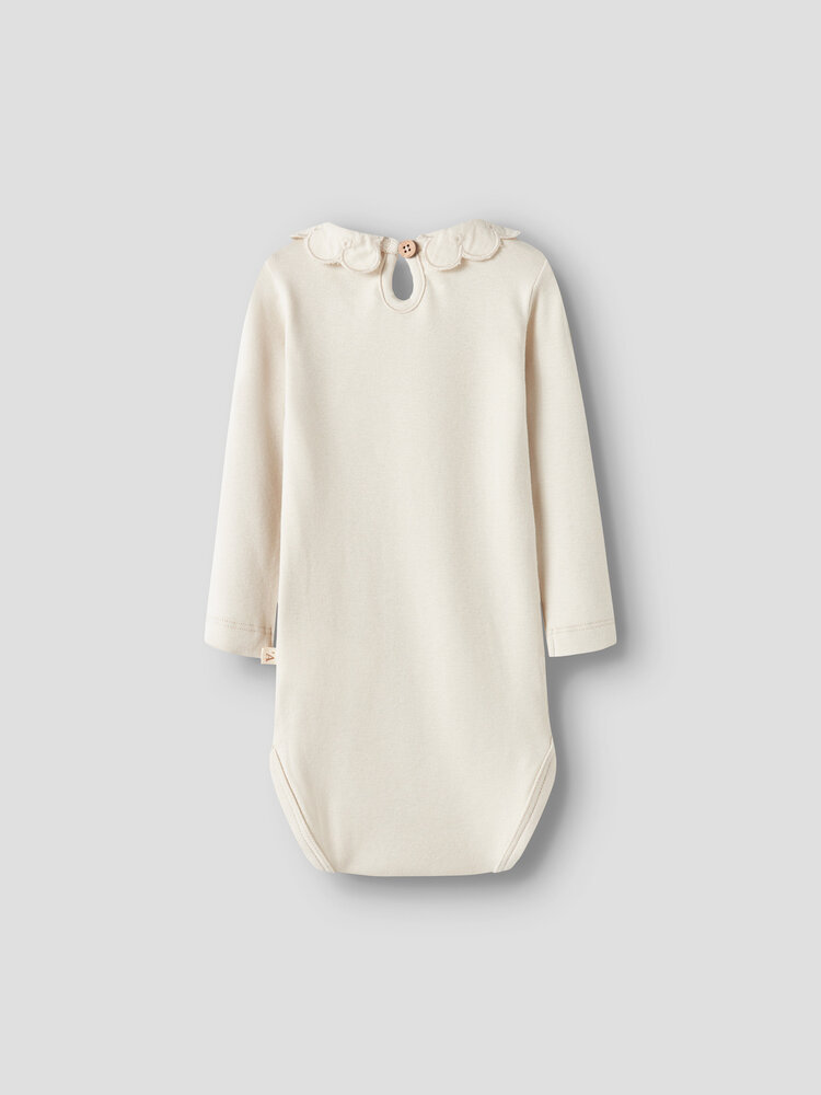 Lil Atelier 13253484 NBFFUNDO LUS LS SLIM BODY LIL White