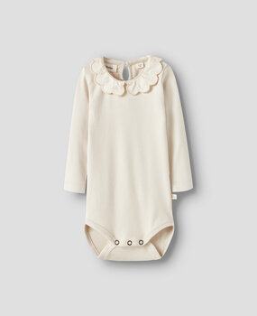 Lil Atelier 13253484 NBFFUNDO LUS LS SLIM BODY LIL White Lil Atelier 13253484 NBFFUNDO LUS LS SLIM BODY LIL White