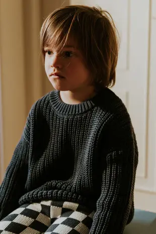 Yuki Kidswear chunky knitted sweater - donkergrijze gebreide kindertrui