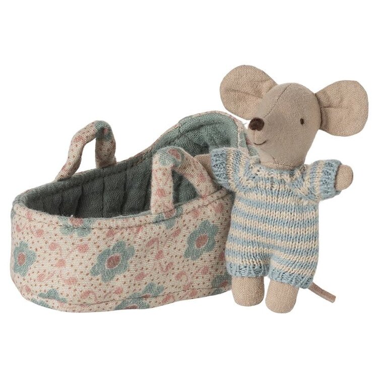 Maileg Baby mouse in carry cot blue