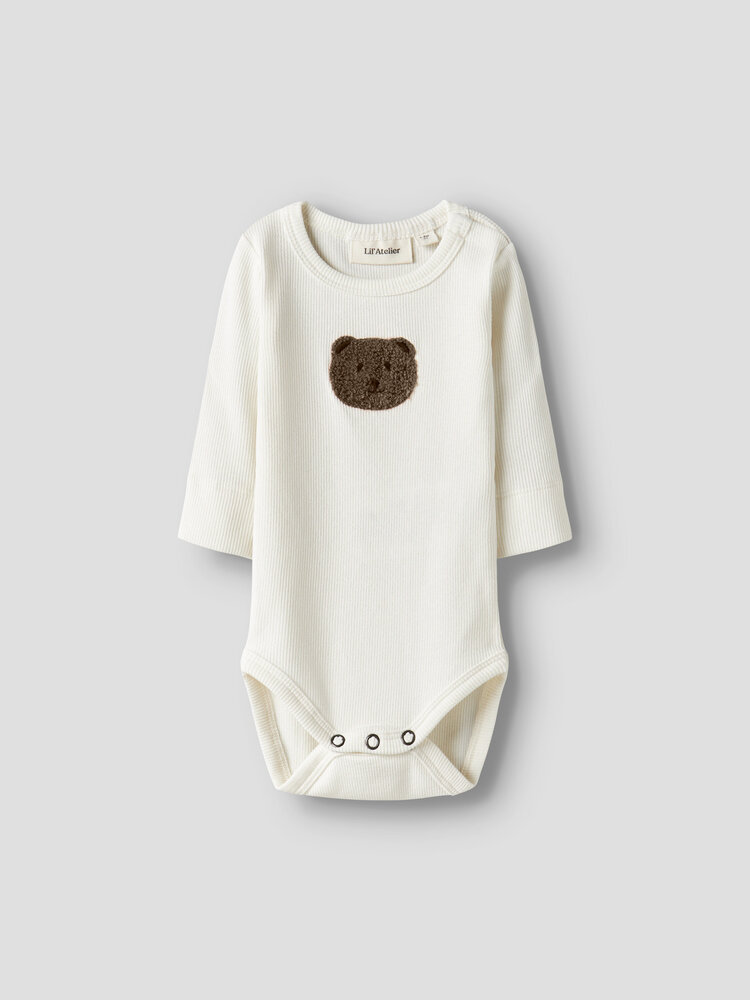 Lil Atelier rib romper lange mouw slim fit coconut milk met beer applicatie