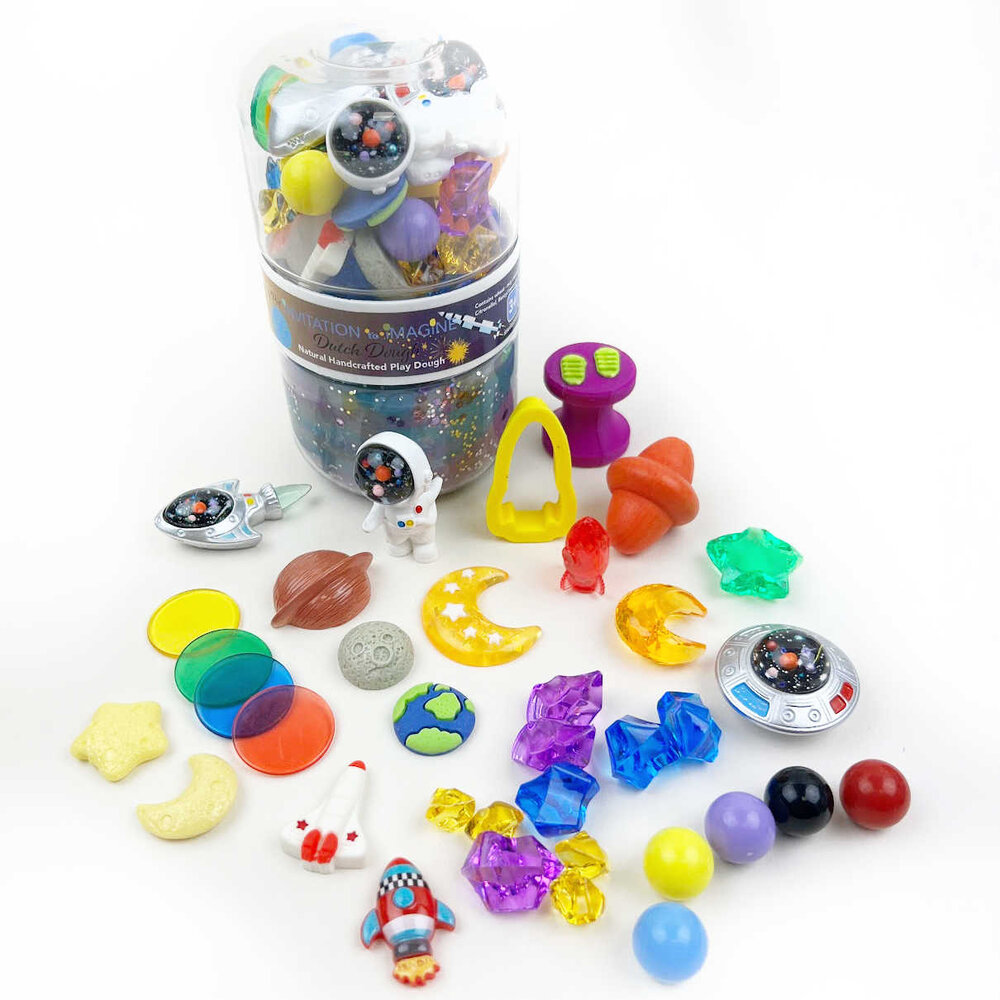 Invitation to imagine Fly me to the Moon Play Pot