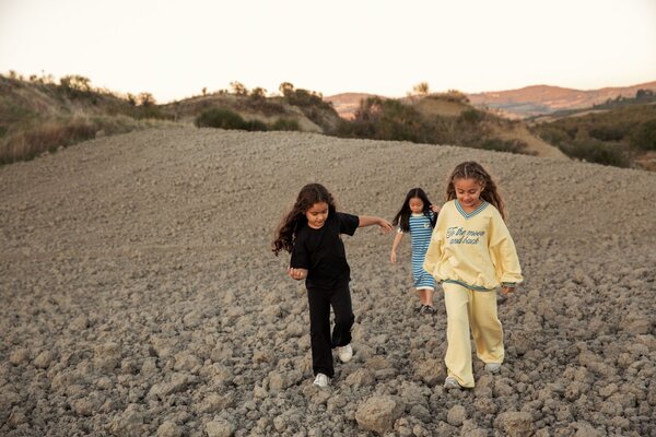 Mini Rodini To the moon emb sweatshirt yellow