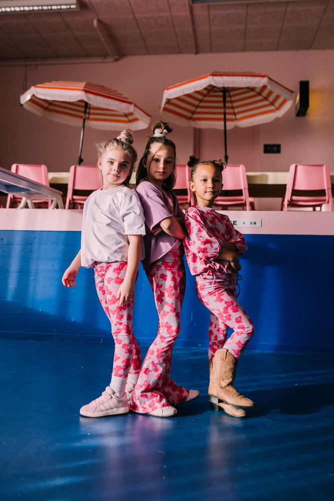 Jacky Sue flared broek met bloemenprint