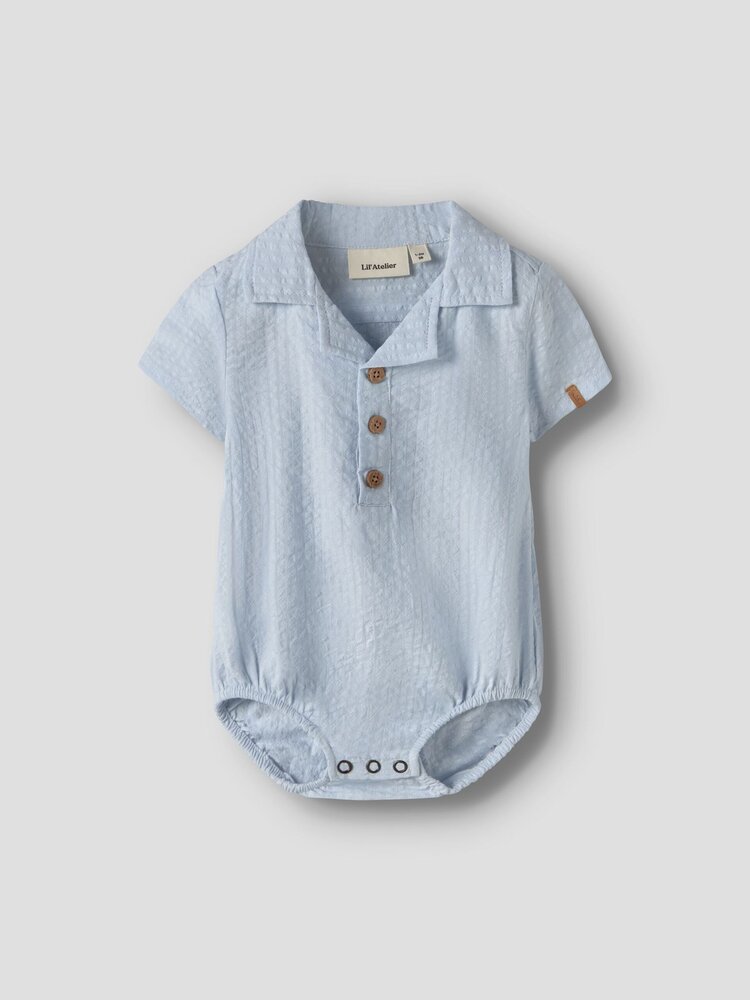 Lil Atelier 13256079 NBMHOMAN MAK SS LOOSE BODY SHIRT LIL Plein Air Lil Atelier 13256079 NBMHOMAN MAK SS LOOSE BODY SHIRT LIL Plein Air