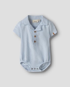 Lil Atelier 13256079 NBMHOMAN MAK SS LOOSE BODY SHIRT LIL Plein Air Lil Atelier 13256079 NBMHOMAN MAK SS LOOSE BODY SHIRT LIL Plein Air