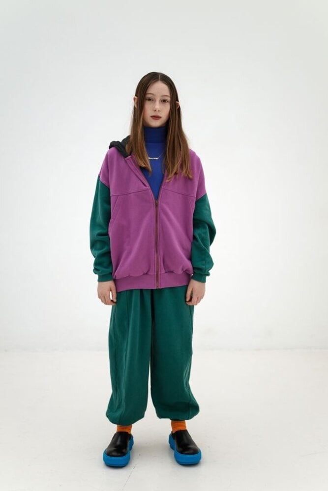 Repose 28. Loose fit sweatpants - Forest scout Repose 28. Loose fit sweatpants - Forest scout