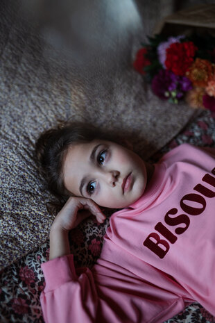 Petit Blush Easy Sweater Bisous Rose Petit Blush Easy Sweater Bisous Rose