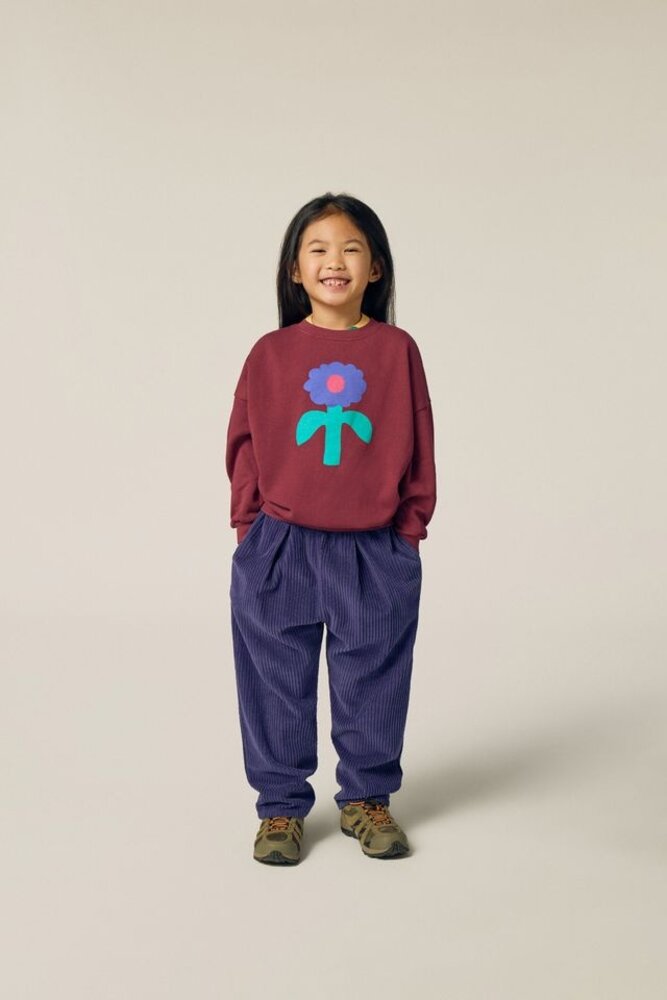 The Campamento Big Blue Daisy Sweatshirt