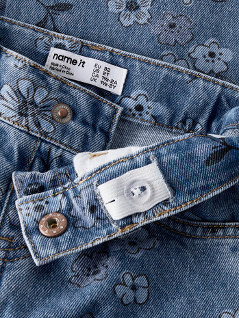Name It 13259841 NMFROSE WIDE AOP JEANS 2633-IM Medium Blue Denim FLOWER