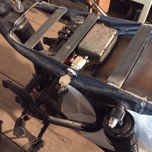 Ignition Switch / Contact 4 ON/OFF/ON+LIGHTS