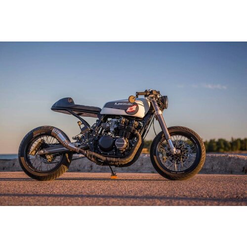 Selle rembourrée noire Café Racer Tuck N' Roll Type 31