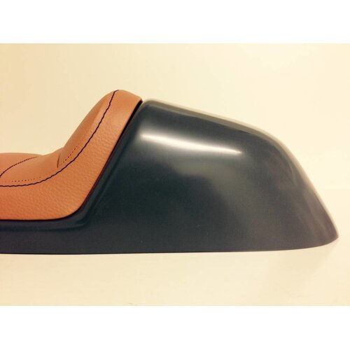 Selle marron Café Racer Tuck N' Roll Type 32