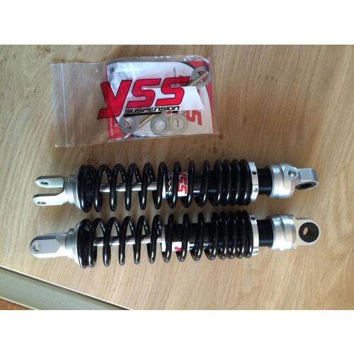 YSS RE302T Twin Shock Set for Honda CB (Bottom Clevis)