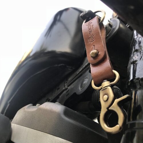 Trip Machine KEY FOB - Vintage Tan + antiek goud
