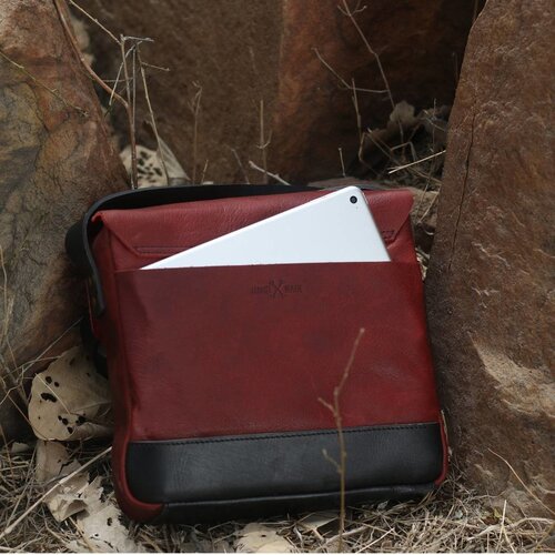 Trip Machine Messenger Bag - Cherry Red