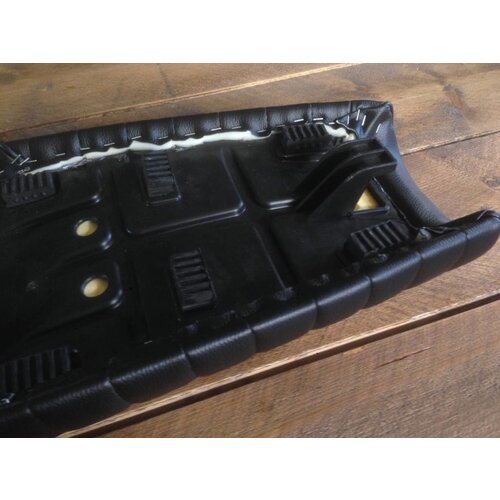 Classic Tuck N' Roll Brat Seat Black 86