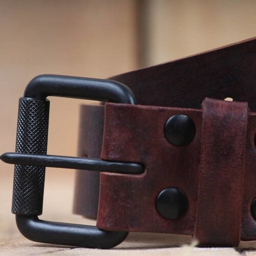 Trip Machine Belt - Cherry Red Single Pin