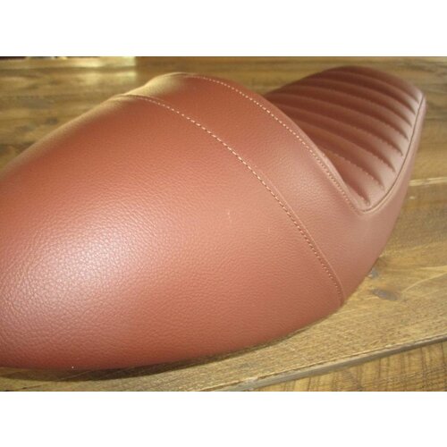 SR400 SR500 Seat Tuck 'N Roll Brown 38