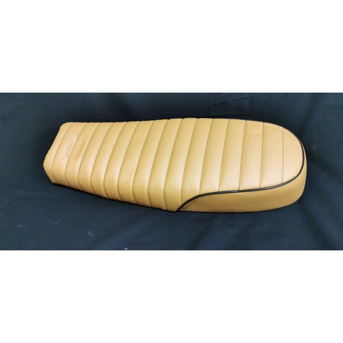 Classic Brat Seat Tuck 'N Roll Brown 84