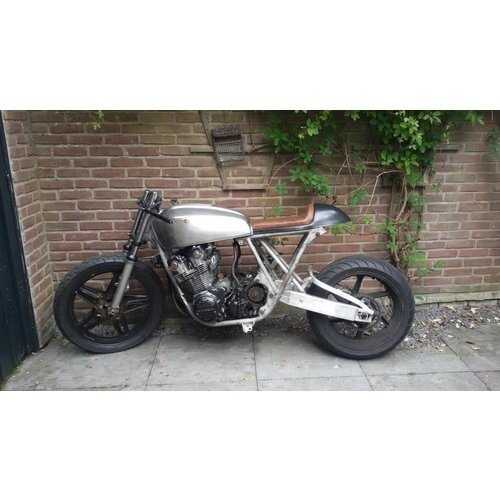 C.Racer Beklede Cafe Racer Seat Tuck N' Roll Stitch Rustic Brown 58