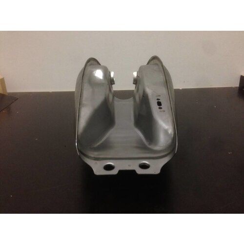 Réservoir de carburant style Suzuki avec accessoires - type 2