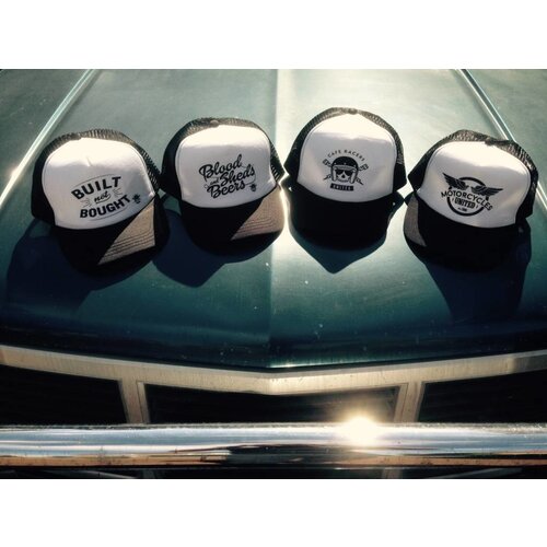 MCU Trucker Caps Black & White