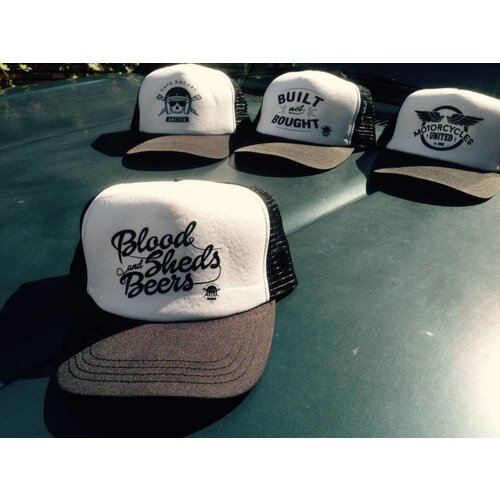 MCU Trucker Caps Black & White