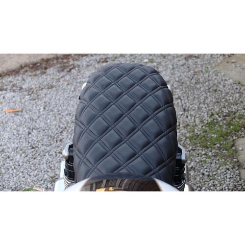 Motone Bonneville Skinny Seat - The Mamba - Zwart