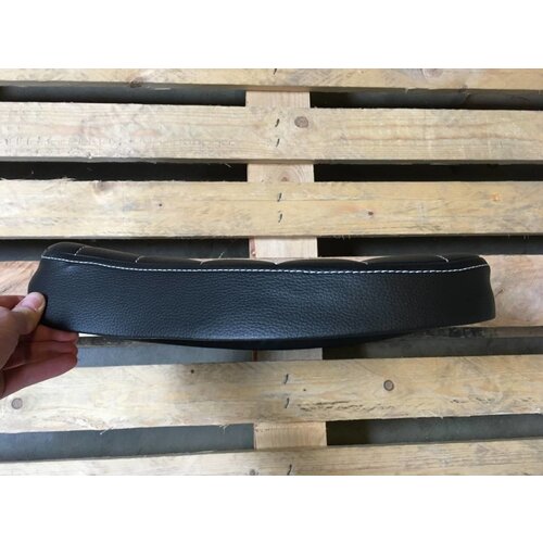 C.Racer Bobber Groß Sitzbank Tuck 'N Roll Black 5