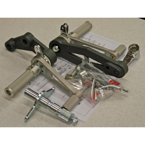 Tarozzi Honda CB Fußrastenanlage Knurled Faltbar