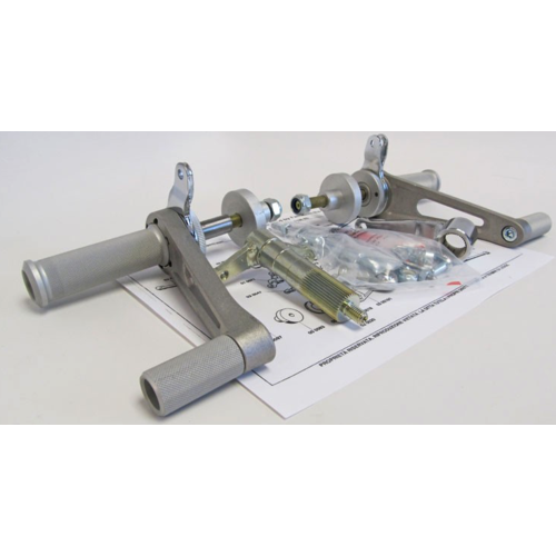 Tarozzi Suzuki GSX Fußrastenanlage Knurled Fest