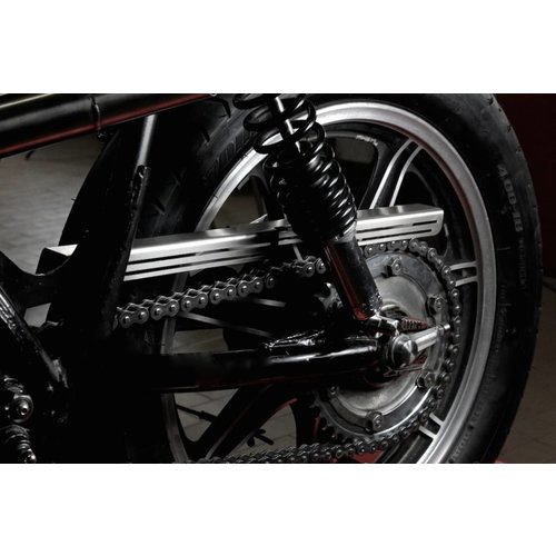 Yamaha SR500 - Kettenschutz "Geschlitzt"